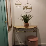 Palm Leaf * Nice