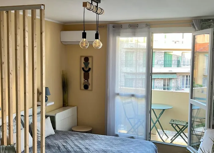 Palm Leaf * ニース