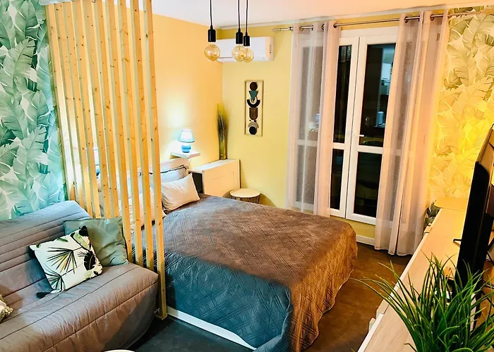 Palm Leaf Νίκαια